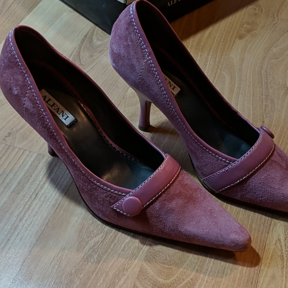 New Alfani pink suede pump - Picture 3 of 5
